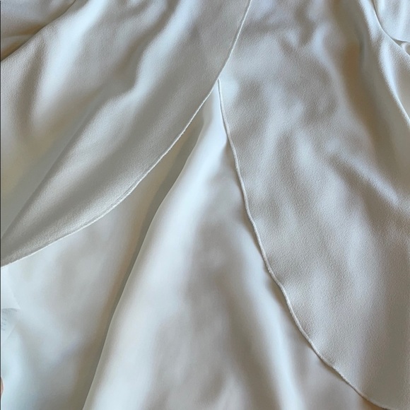 Cooper & Ella White Lined V-Neck 3/4 Sleeve Split Back Blouse Top Small - Picture 7 of 10